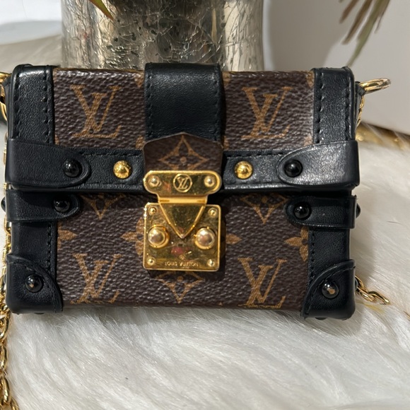 🤎Louis Vuitton Essential Trunk Monogram Mini Shoulder Bag - Picture 12 of 17